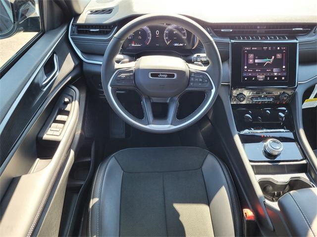 new 2025 Jeep Grand Cherokee car