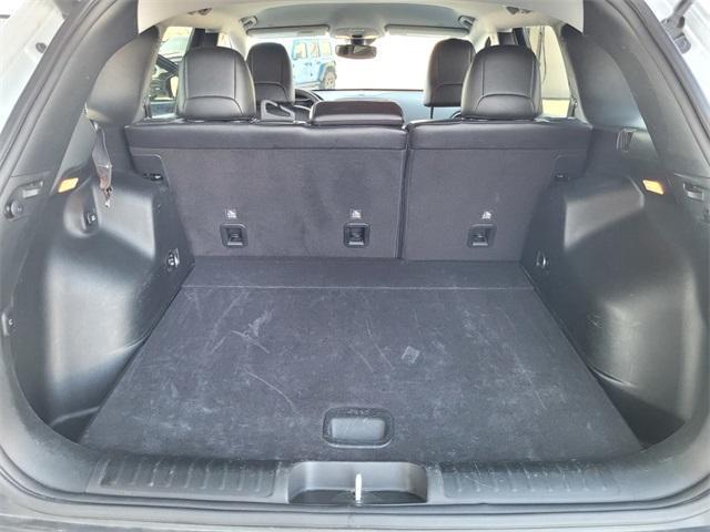 used 2023 Jeep Cherokee car, priced at $25,998