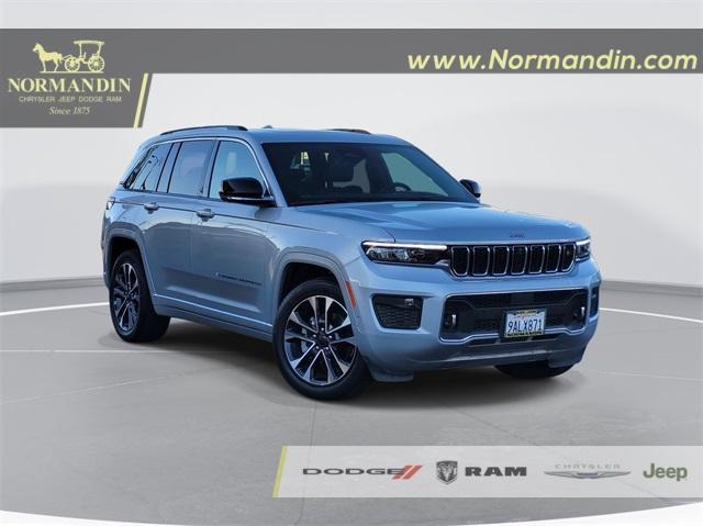 used 2022 Jeep Grand Cherokee car, priced at $43,900