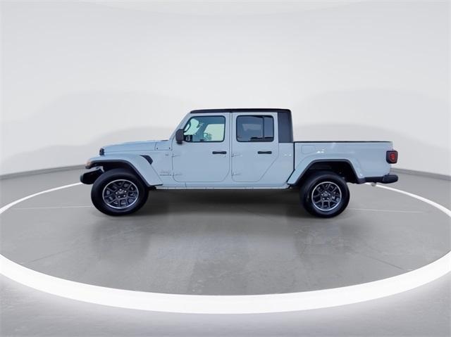 used 2023 Jeep Gladiator car, priced at $33,800