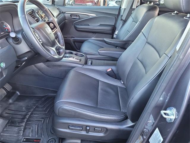 used 2022 Honda Pilot car, priced at $35,200