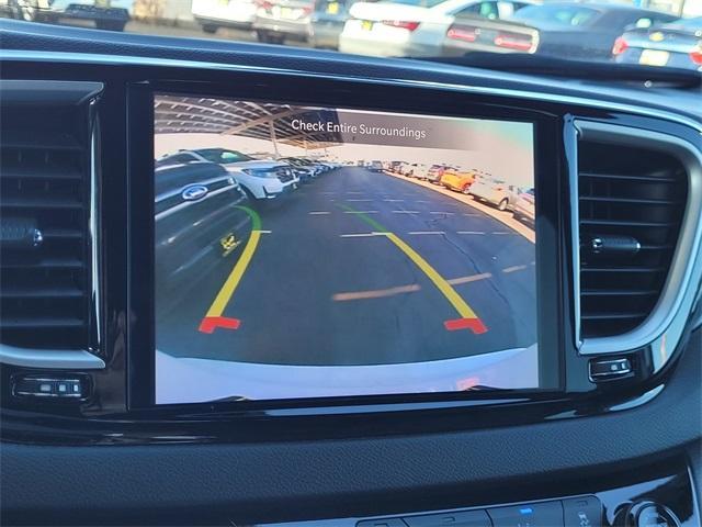 used 2025 Chrysler Pacifica car, priced at $33,400