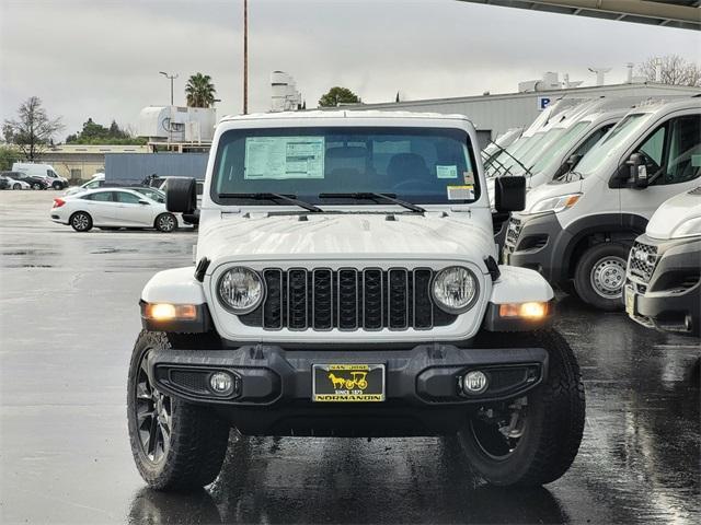 new 2025 Jeep Gladiator car