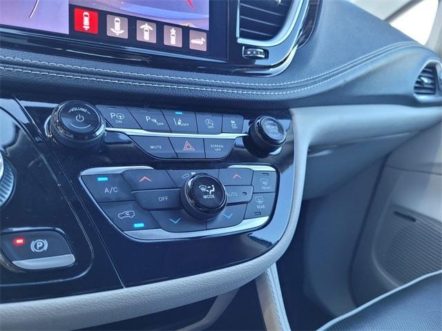 used 2022 Chrysler Pacifica car, priced at $36,500