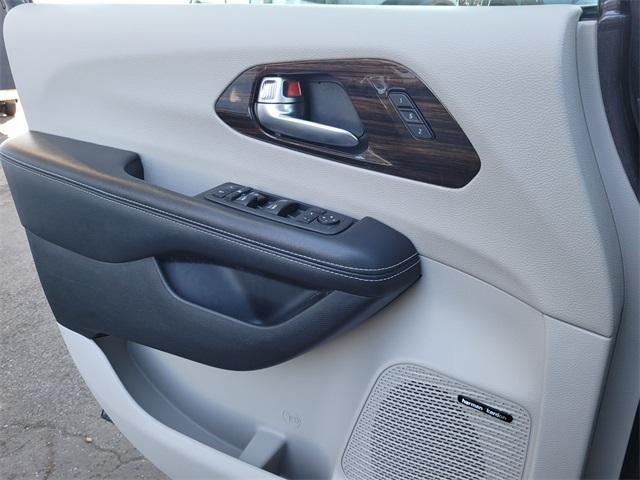 used 2022 Chrysler Pacifica car, priced at $36,500