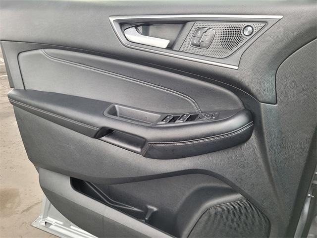 used 2022 Ford Edge car, priced at $22,288