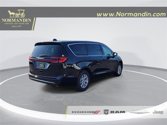 new 2024 Chrysler Pacifica car