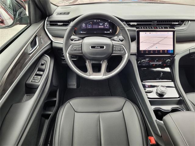 new 2025 Jeep Grand Cherokee car, priced at $42,738