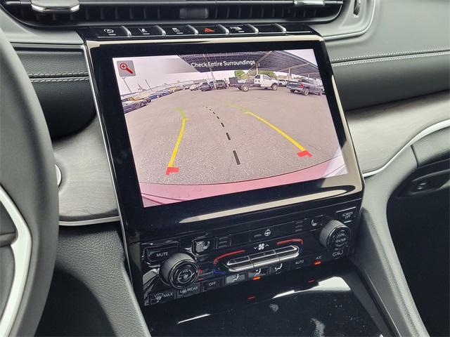 new 2025 Jeep Grand Cherokee car, priced at $42,738