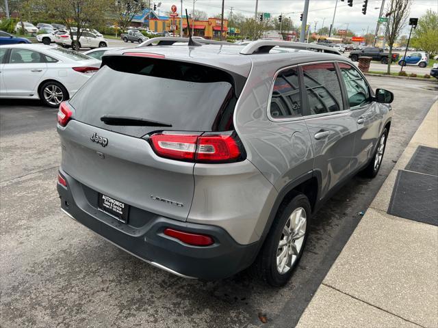 used 2017 Jeep Cherokee car