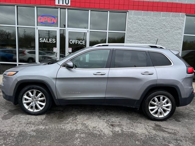 used 2017 Jeep Cherokee car