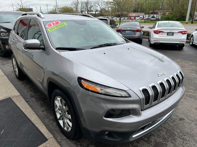 used 2017 Jeep Cherokee car