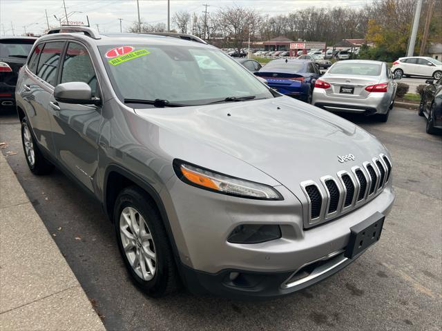 used 2017 Jeep Cherokee car