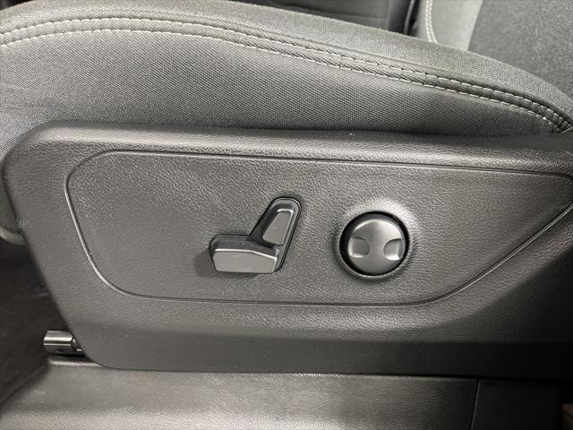 used 2025 Ram 1500 car, priced at $45,913