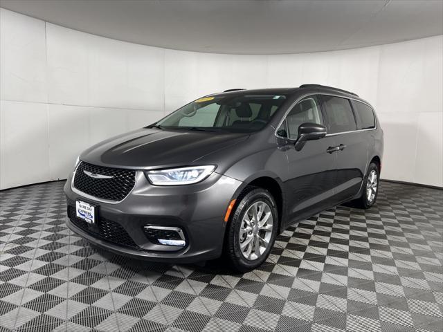used 2022 Chrysler Pacifica car, priced at $31,940