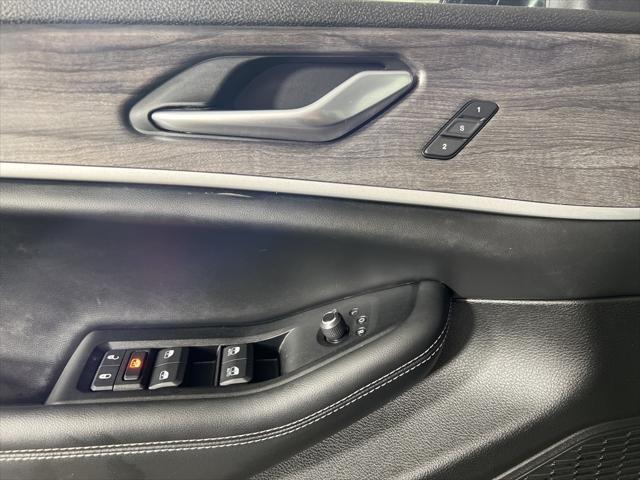 used 2023 Jeep Grand Cherokee car, priced at $32,952