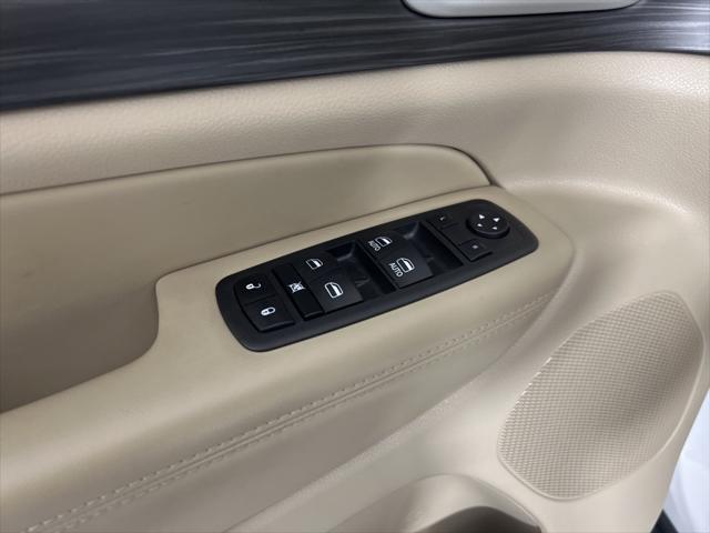 used 2022 Jeep Grand Cherokee car, priced at $27,928