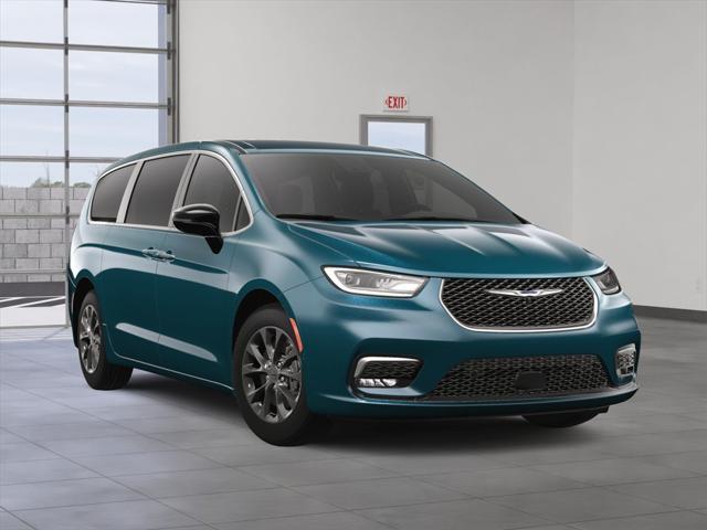 new 2025 Chrysler Pacifica car, priced at $48,915