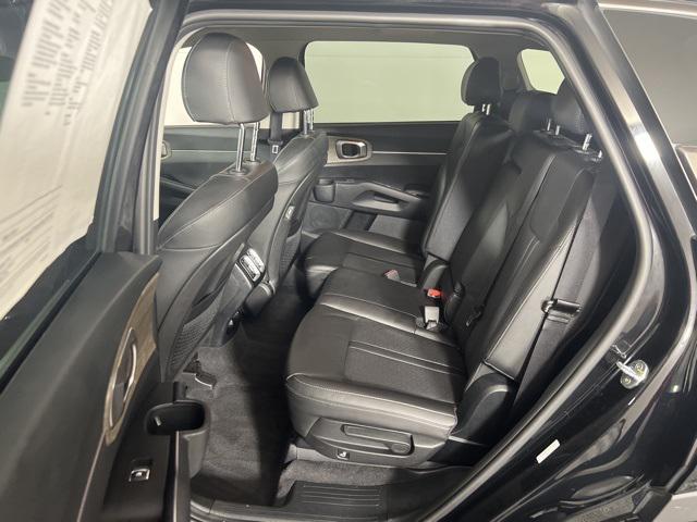used 2022 Kia Sorento car, priced at $29,420