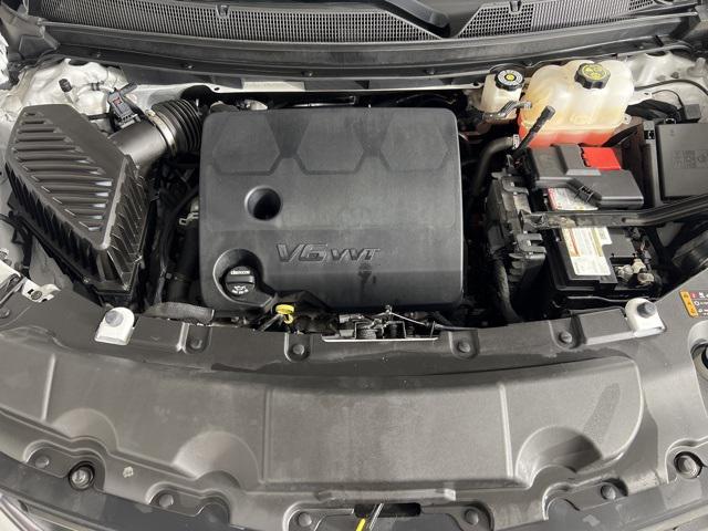 used 2021 Chevrolet Traverse car, priced at $31,949