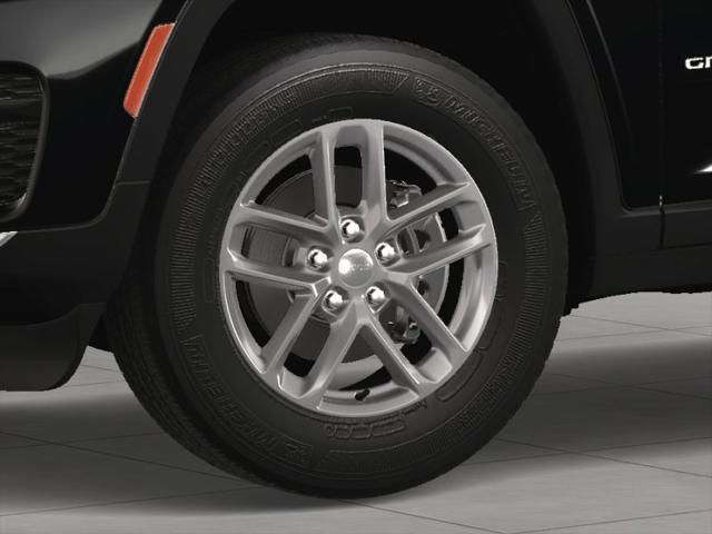new 2025 Jeep Grand Cherokee car, priced at $44,170