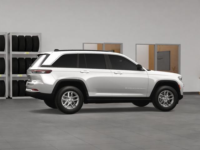 new 2025 Jeep Grand Cherokee car, priced at $44,370