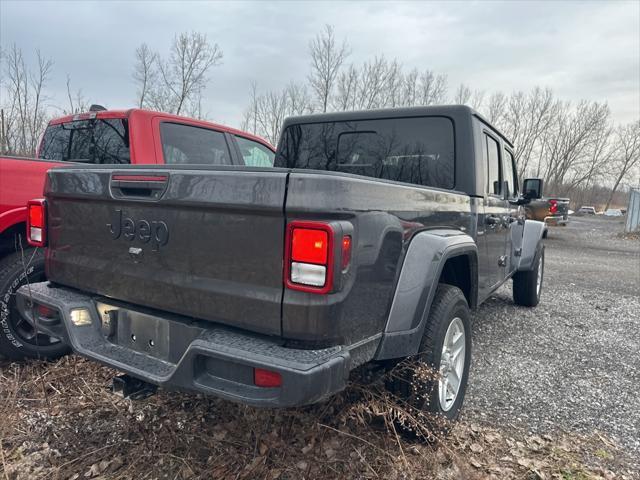 used 2022 Jeep Gladiator car, priced at $35,419