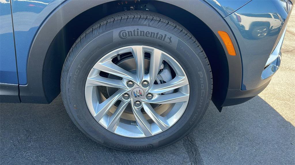 new 2025 Buick Envista car, priced at $23,995
