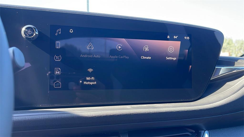 new 2025 Buick Envista car, priced at $23,995