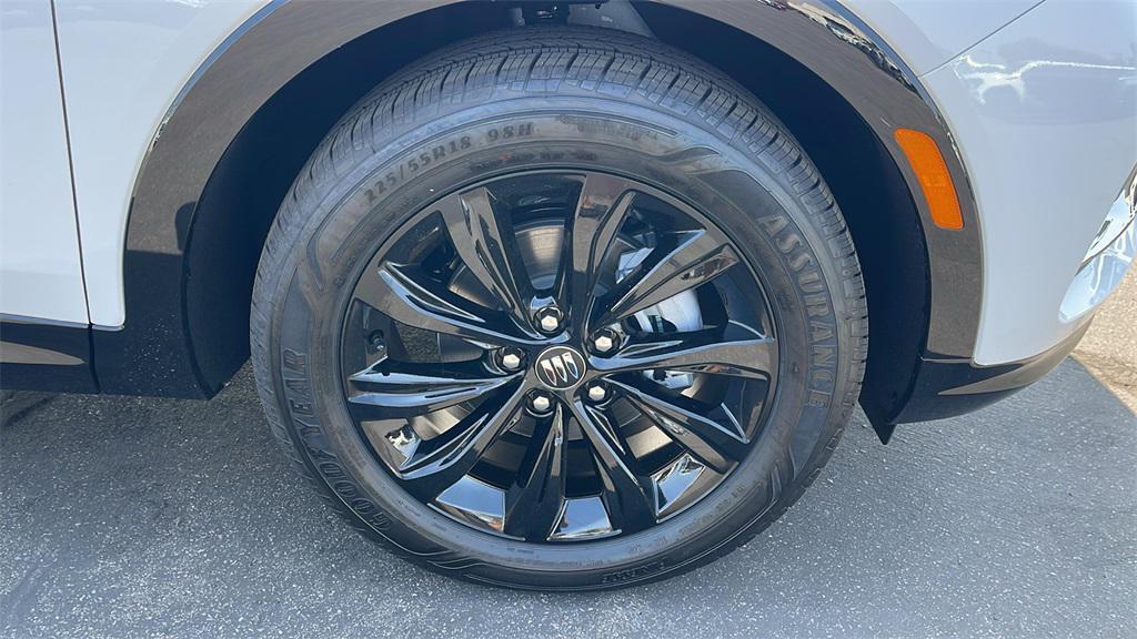 new 2025 Buick Envista car, priced at $26,590