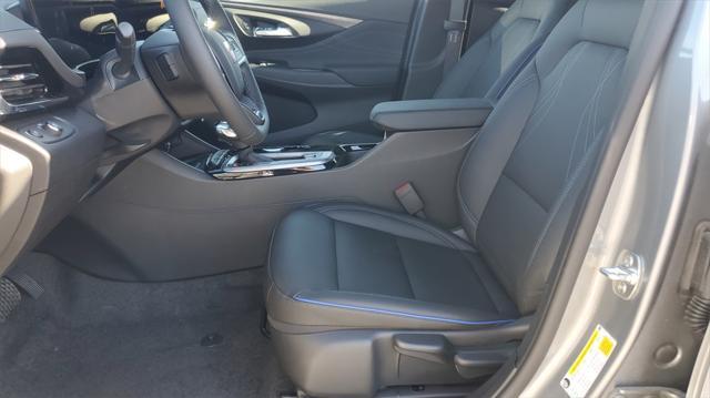 new 2025 Buick Envista car, priced at $28,875