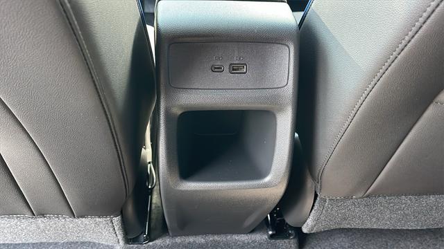 new 2025 Buick Envista car, priced at $29,570