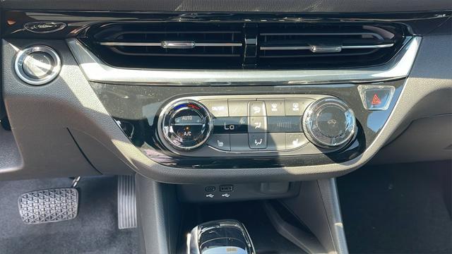 new 2025 Buick Envista car, priced at $29,570