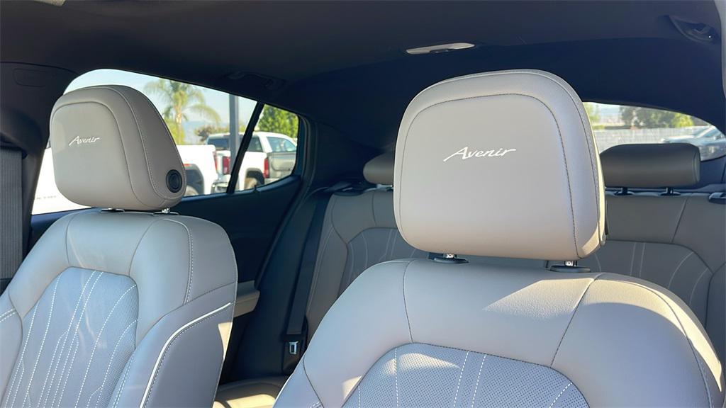 new 2025 Buick Envista car, priced at $30,585