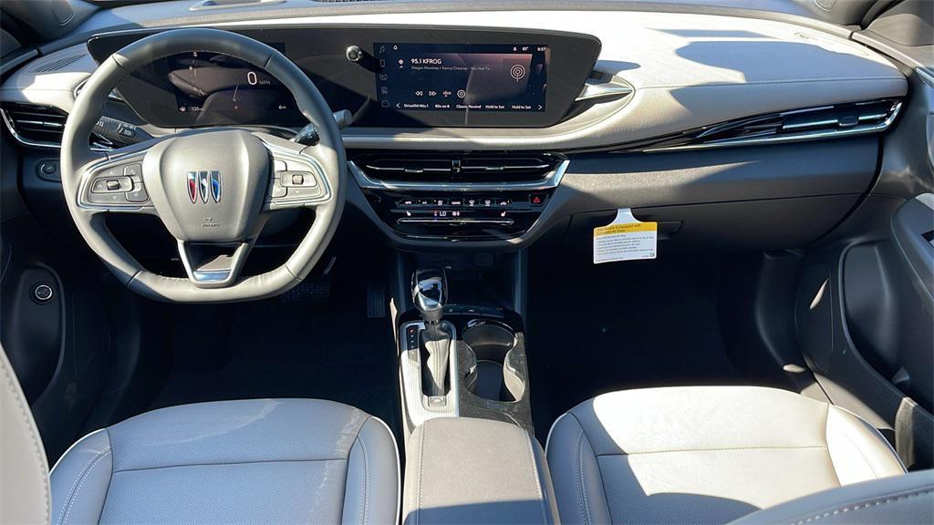 new 2025 Buick Envista car, priced at $30,585