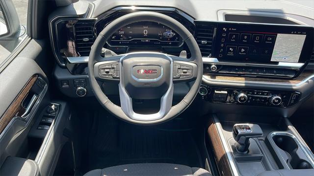 new 2025 GMC Sierra 1500 car, priced at $61,035