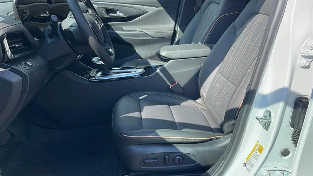 new 2025 Buick Envista car, priced at $31,385