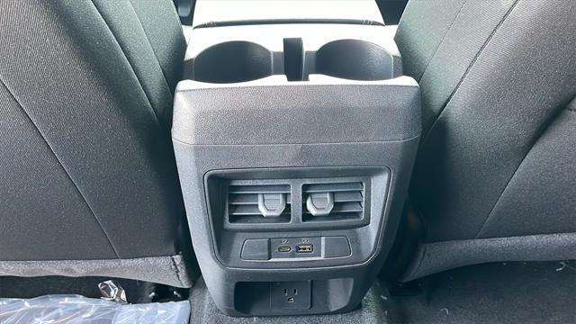 new 2025 GMC Canyon car, priced at $43,605