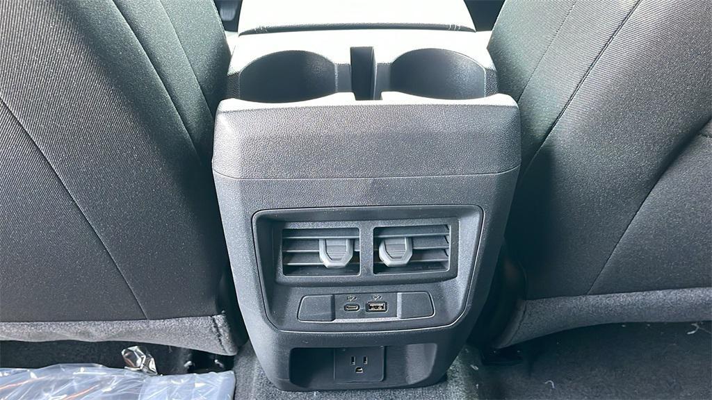 new 2025 GMC Canyon car, priced at $41,605