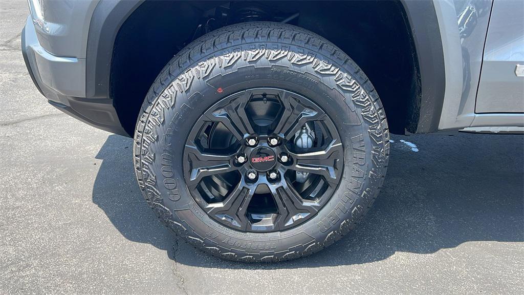 new 2025 GMC Canyon car, priced at $41,150