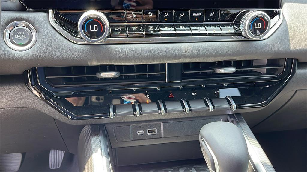 new 2025 GMC Canyon car, priced at $41,150