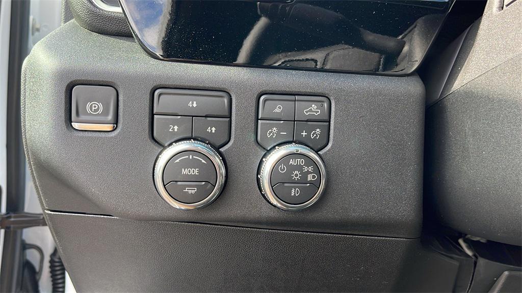 new 2026 GMC Sierra 3500 car, priced at $59,315