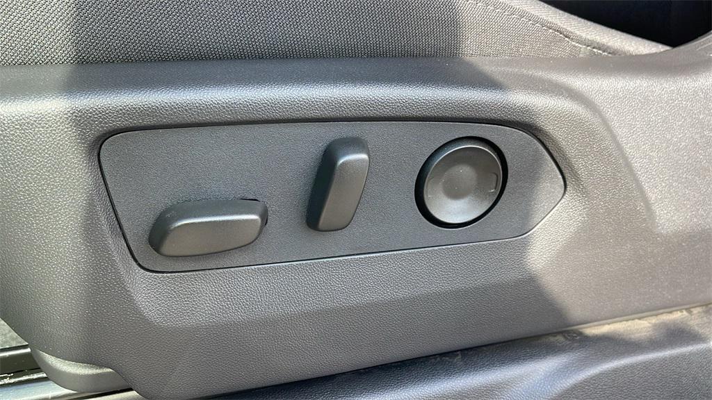 new 2026 GMC Sierra 3500 car, priced at $59,315