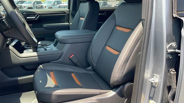 new 2025 GMC Sierra 1500 car, priced at $69,680