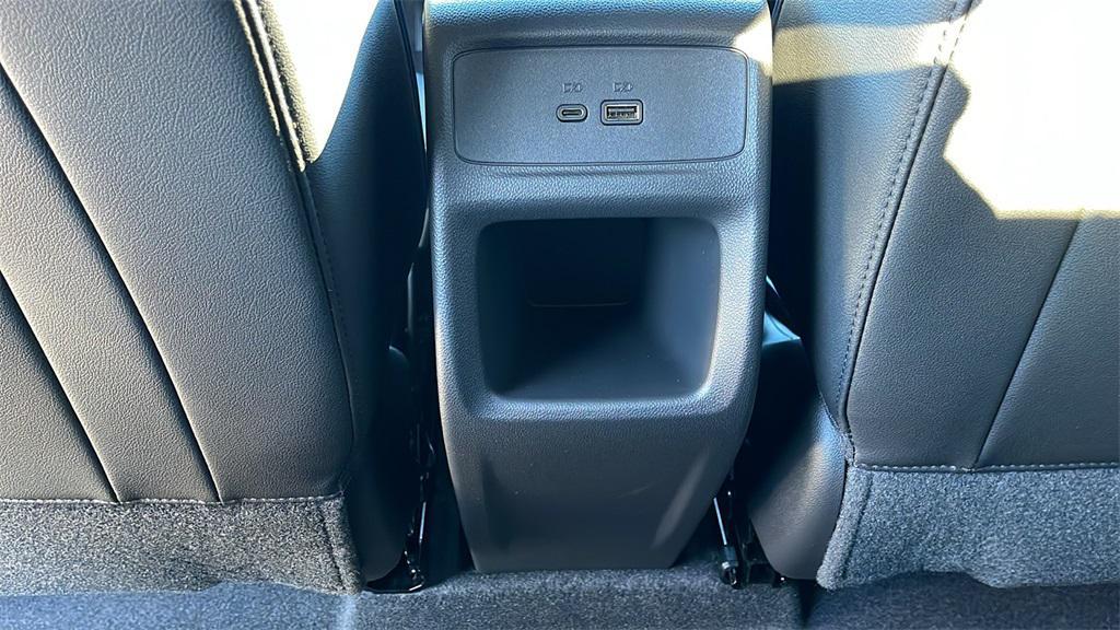 new 2026 Buick Envista car, priced at $28,985