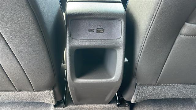new 2025 Buick Envista car, priced at $27,685