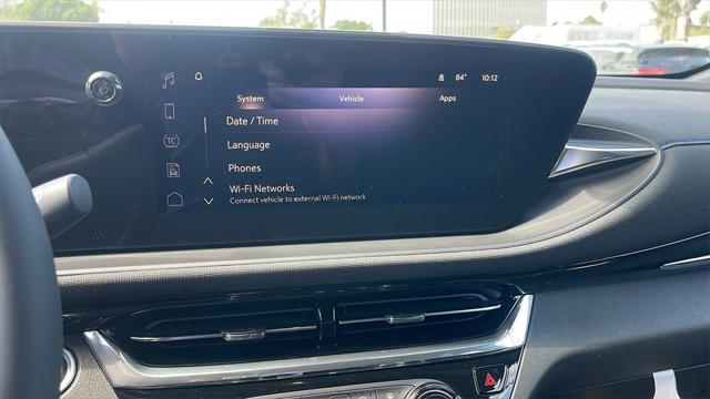 new 2025 Buick Envista car, priced at $27,685
