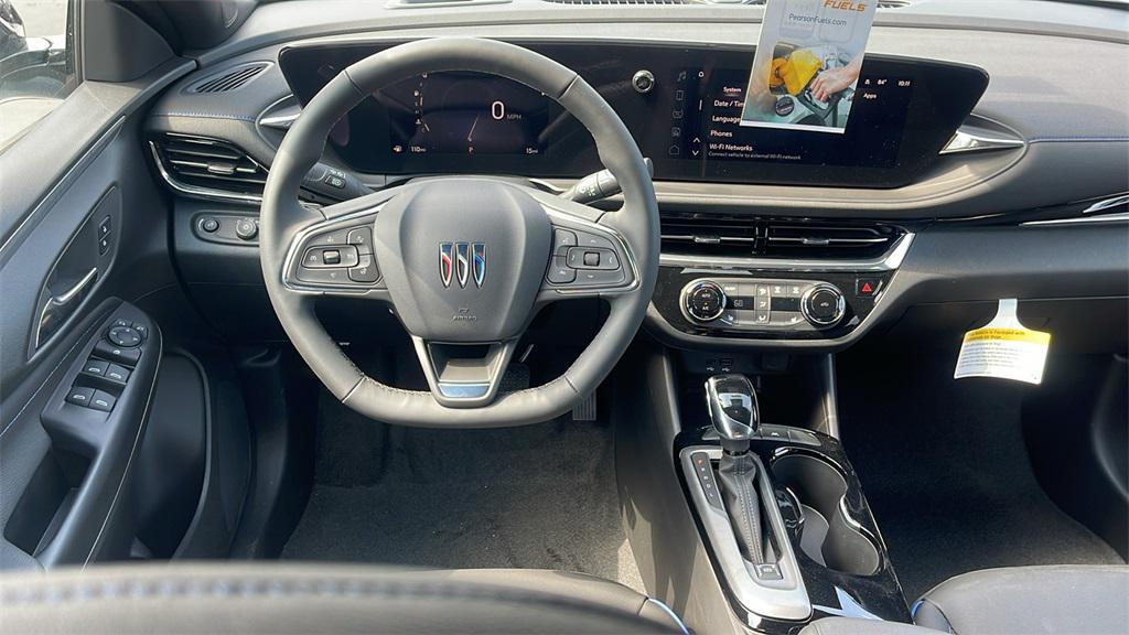 new 2025 Buick Envista car, priced at $27,685