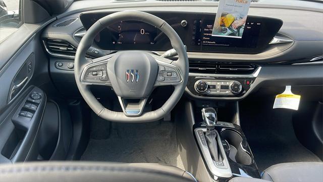 new 2025 Buick Envista car, priced at $27,685
