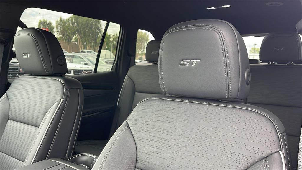 new 2026 Buick Enclave car, priced at $53,305